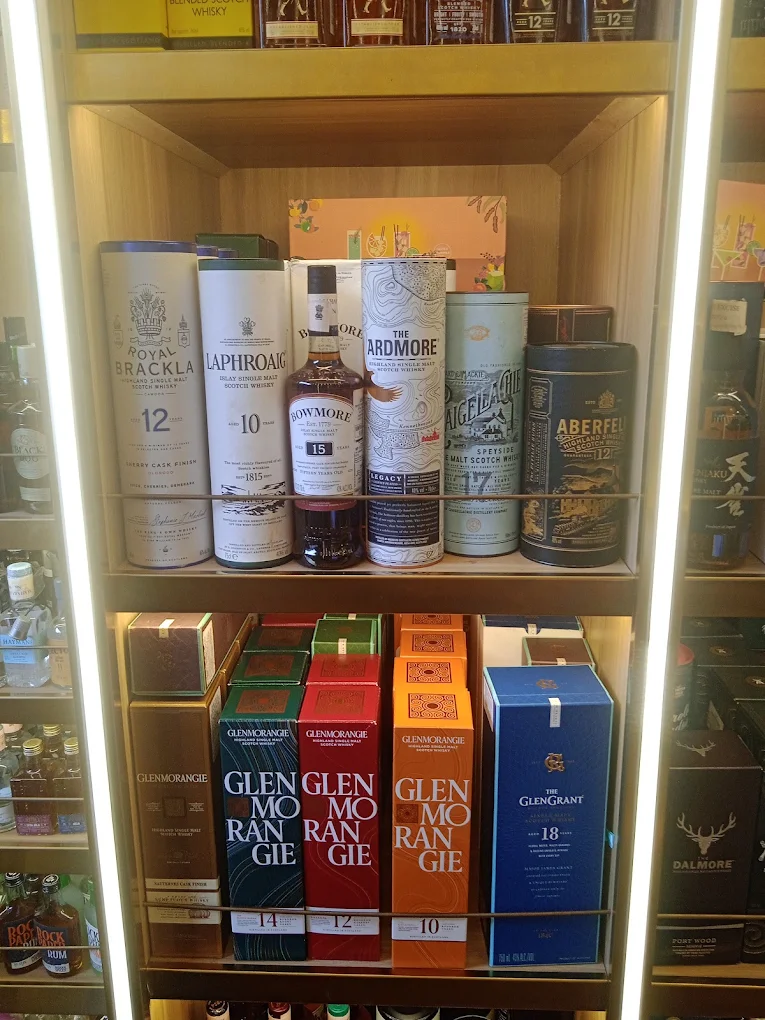Premium Whisky & Spirits | Living Liquidz Mumbai